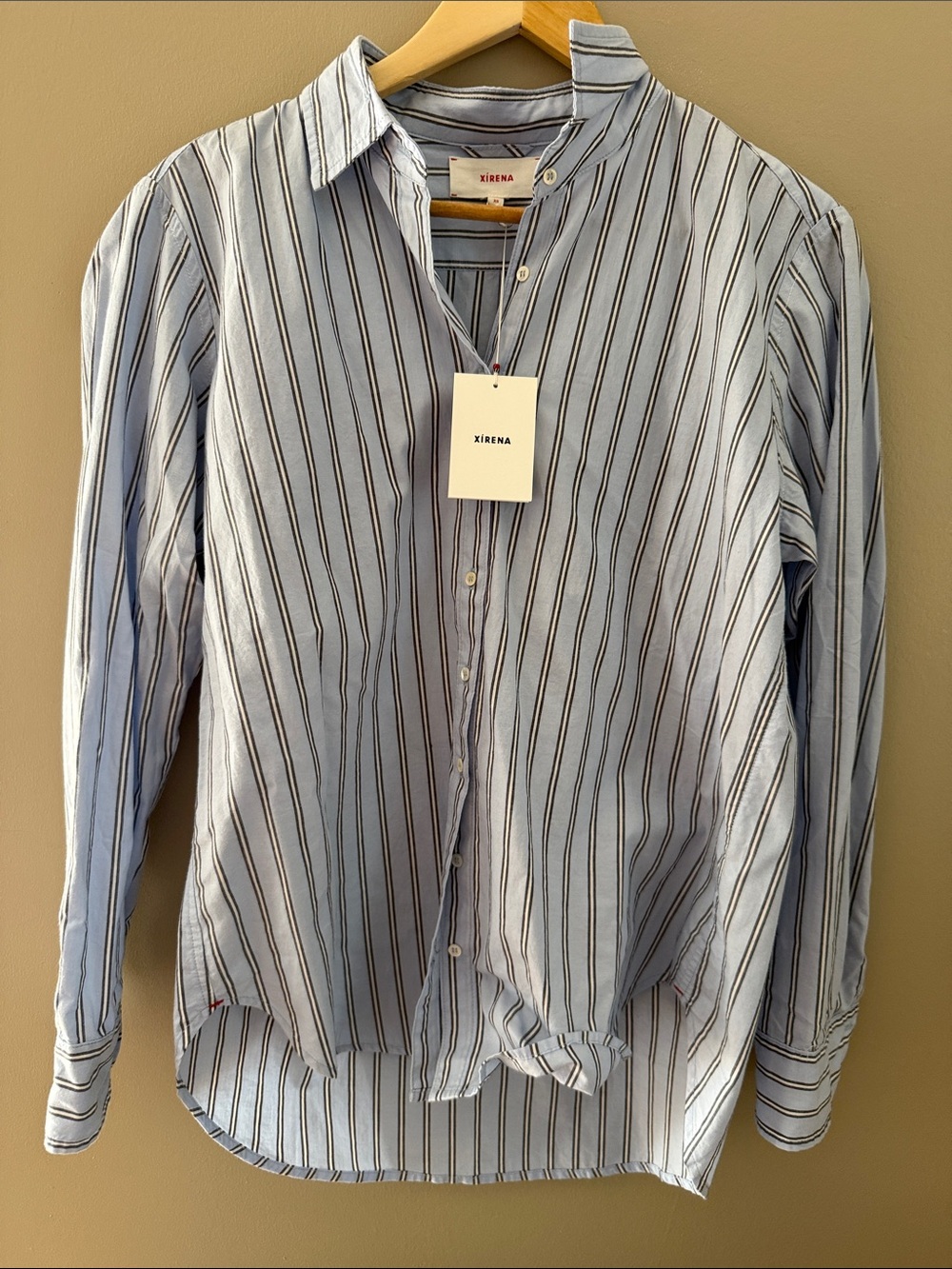 NWT Xirena Beau Shirt XS - Cascade